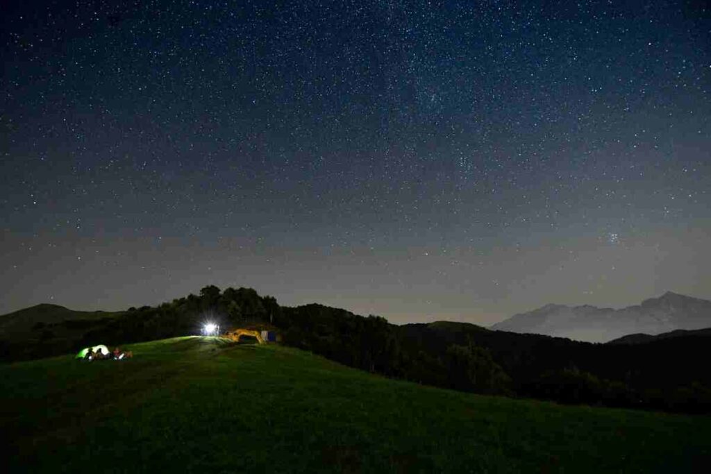 Tutti i pianeti e le stelle visibili a giugno