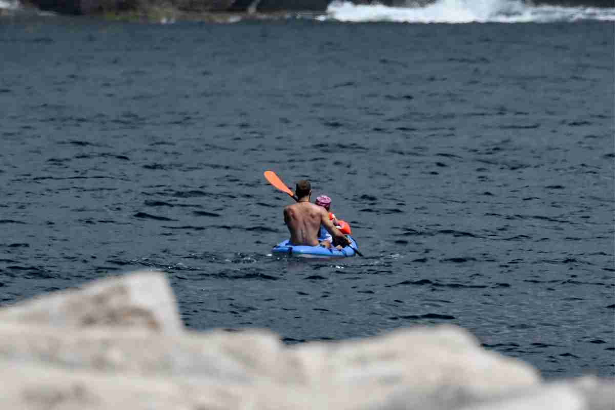 Una ricercatrice di 31 anni, infatti, è deceduta dopo essere stata investita nel pomeriggio di domenica scorsa mentre era su un kayak