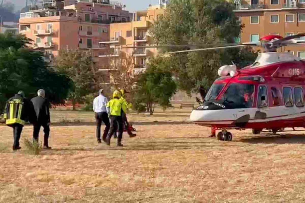 Roma, vasto incendio alle pendici di Monte Mario: "Originato da un accampamento abusivo"