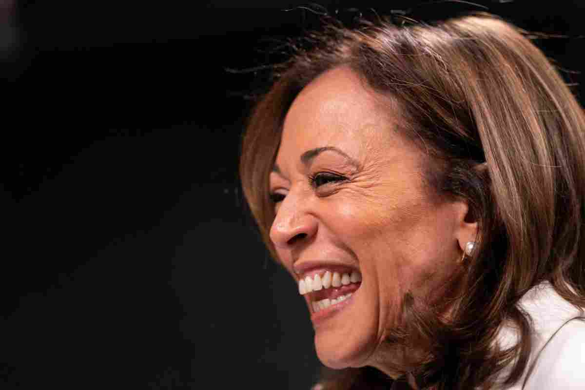 Il passo indietro di Joe Biden, il sostegno a Kamala Harris: la corsa ad ostacoli dei democratici alla Casa Bianca