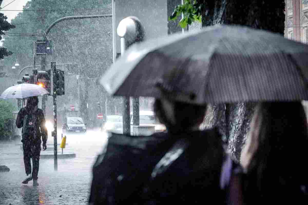 Meteo, nord Italia nella morsa maltempo: al sud fine settimana ancora “bollente”