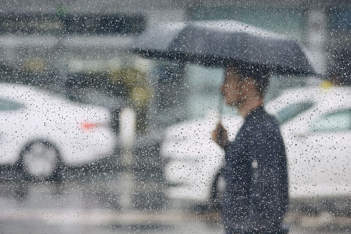 Meteo, i temporali irrompono anche al centro ed al sud: allerta gialla per nove regioni